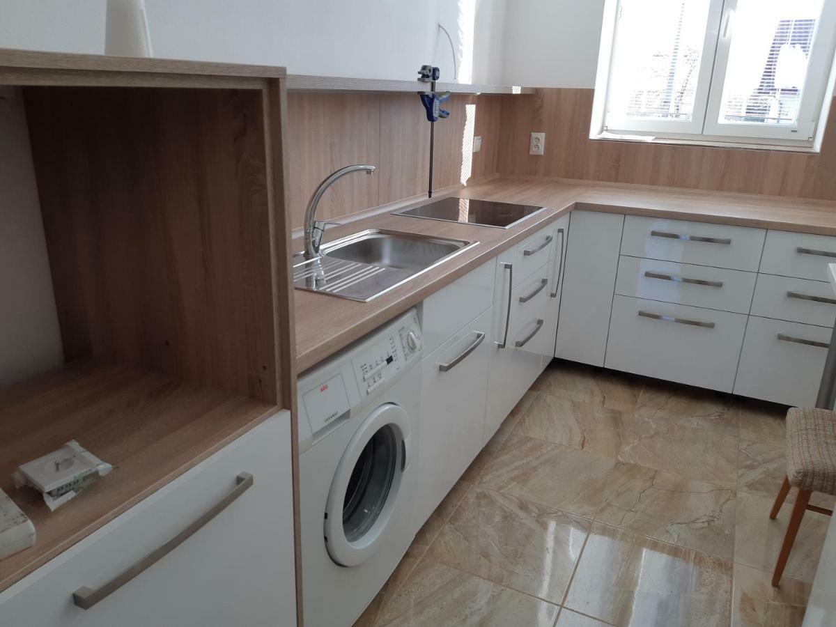 Apartman Yvet Sucany Exterior foto